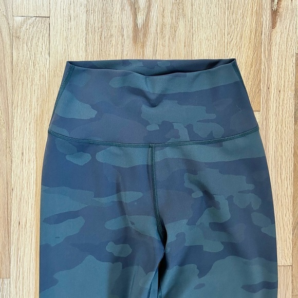 ALO YOGA high waist vapor camo legging size S - Picture 2 of 11